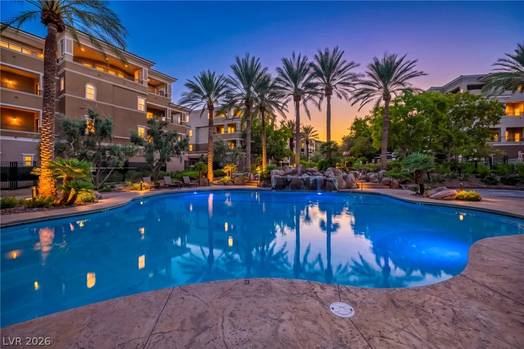 9125 Las Manaitas, Las Vegas, NV 89144