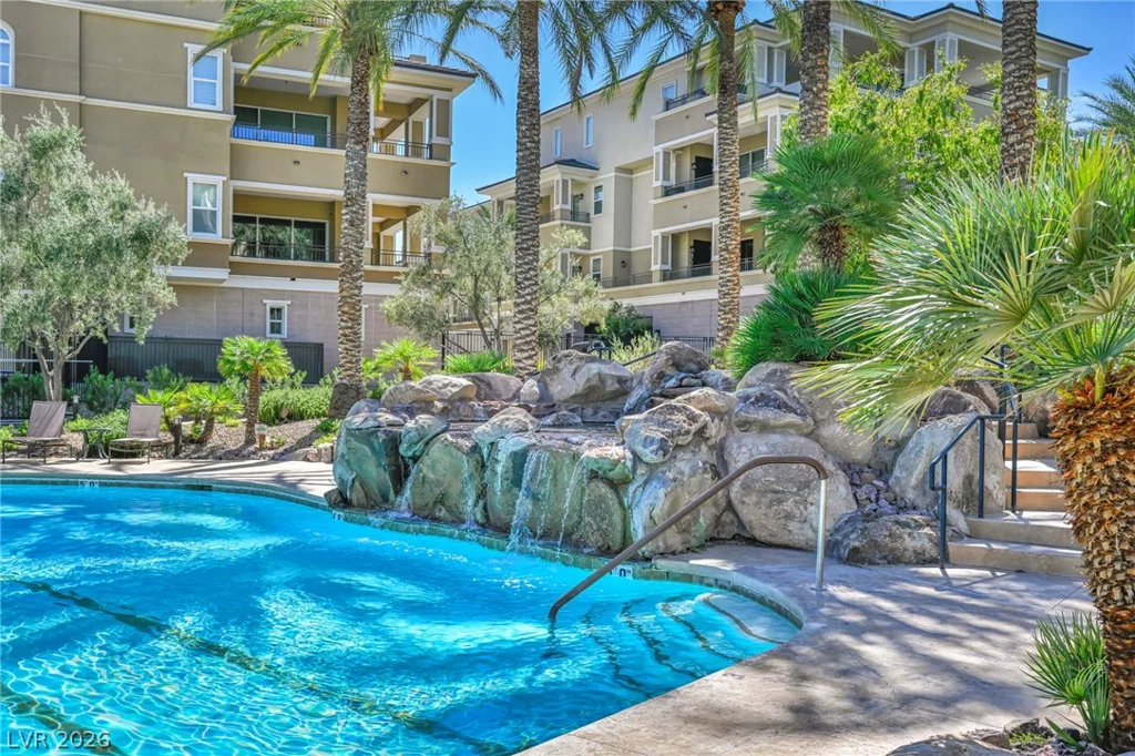 9125 Las Manaitas, Las Vegas, NV 89144