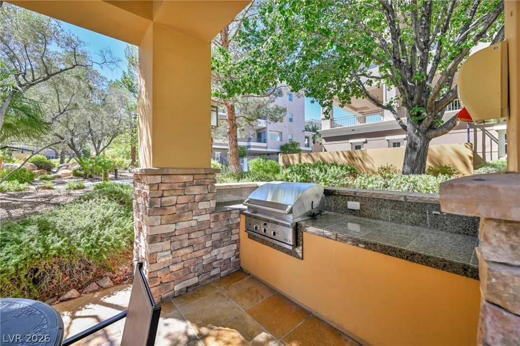 9125 Las Manaitas, Las Vegas, NV 89144