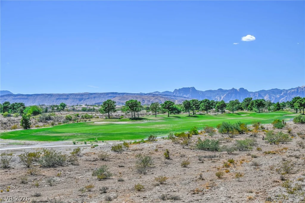 9125 Las Manaitas, Las Vegas, NV 89144