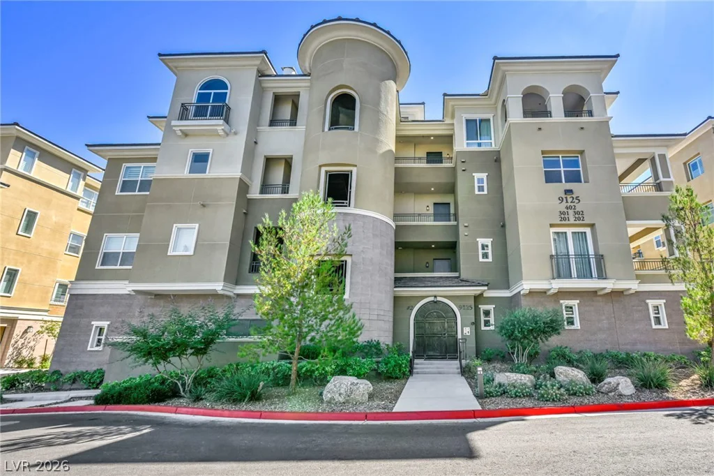9125 Las Manaitas, Las Vegas, NV 89144