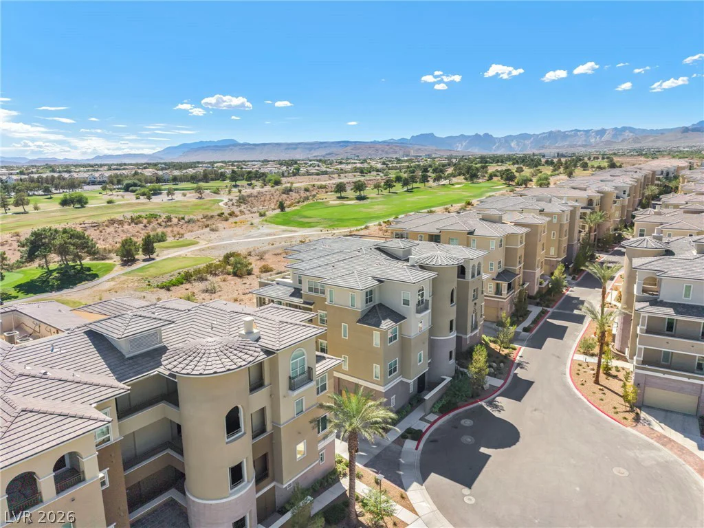 9125 Las Manaitas, Las Vegas, NV 89144