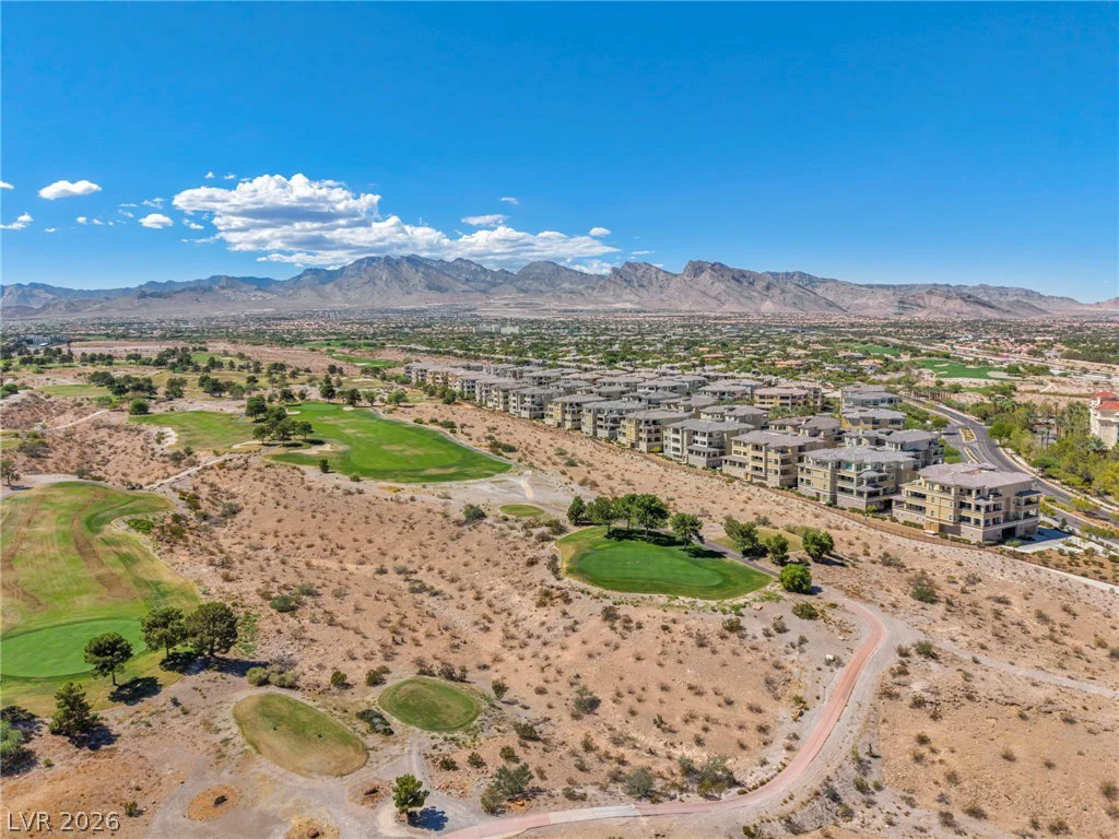 9125 Las Manaitas, Las Vegas, NV 89144