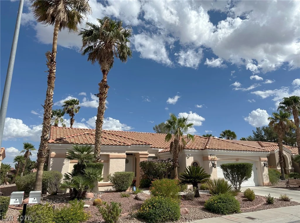 2936 Hawksdale, Las Vegas, NV 89134