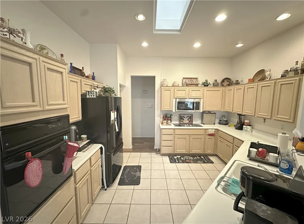 2936 Hawksdale, Las Vegas, NV 89134