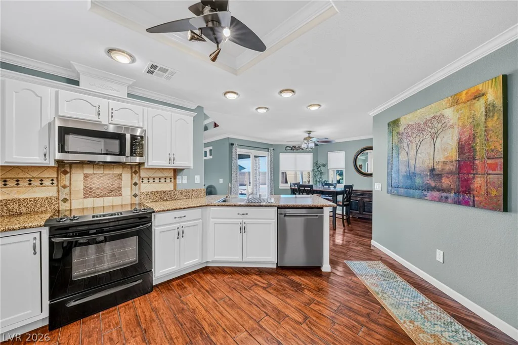 4700 Honey Locust, Pahrump, NV 89061