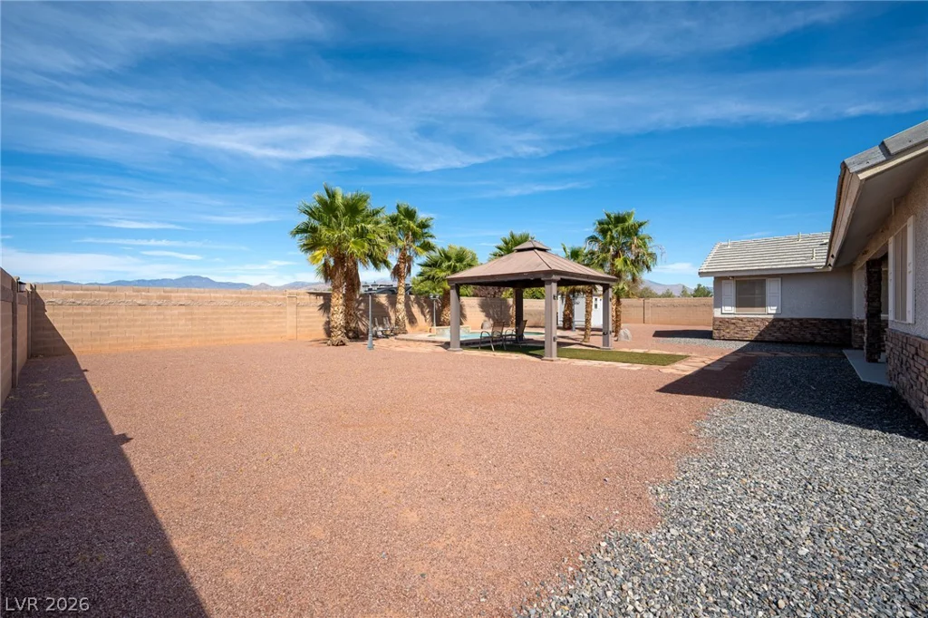 4700 Honey Locust, Pahrump, NV 89061