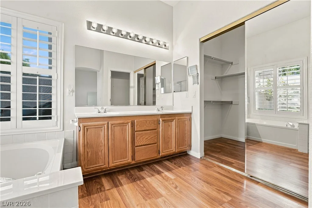 7952 Nookfield, Las Vegas, NV 89147