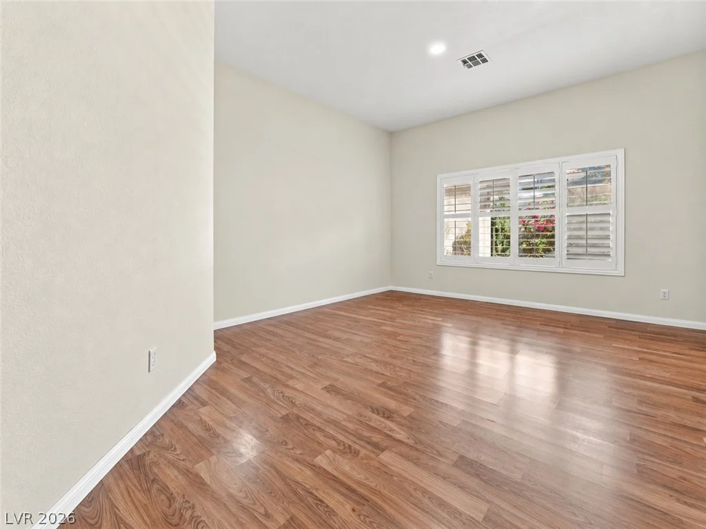 7952 Nookfield, Las Vegas, NV 89147