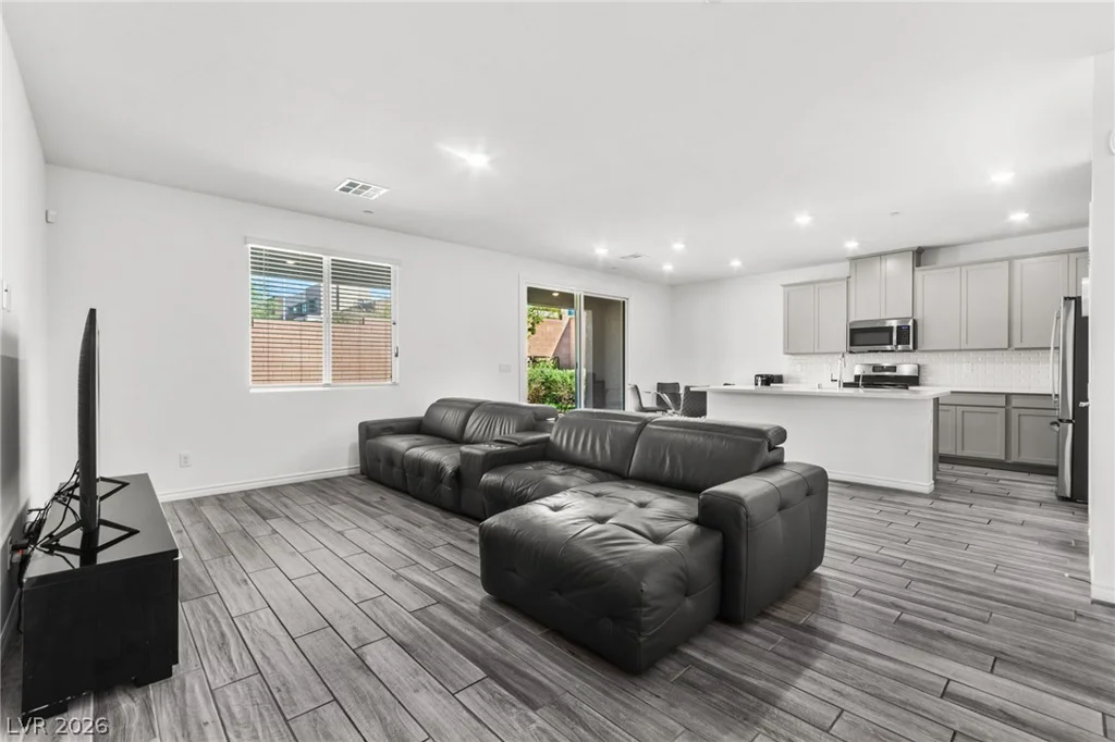 186 Viento Ridge, Henderson, NV 89012