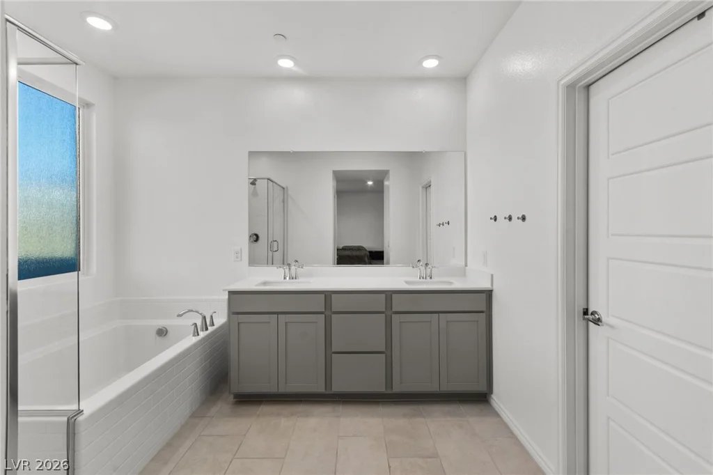 186 Viento Ridge, Henderson, NV 89012