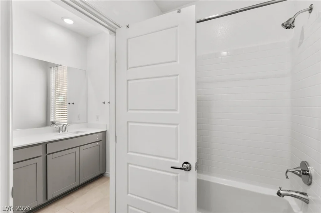 186 Viento Ridge, Henderson, NV 89012