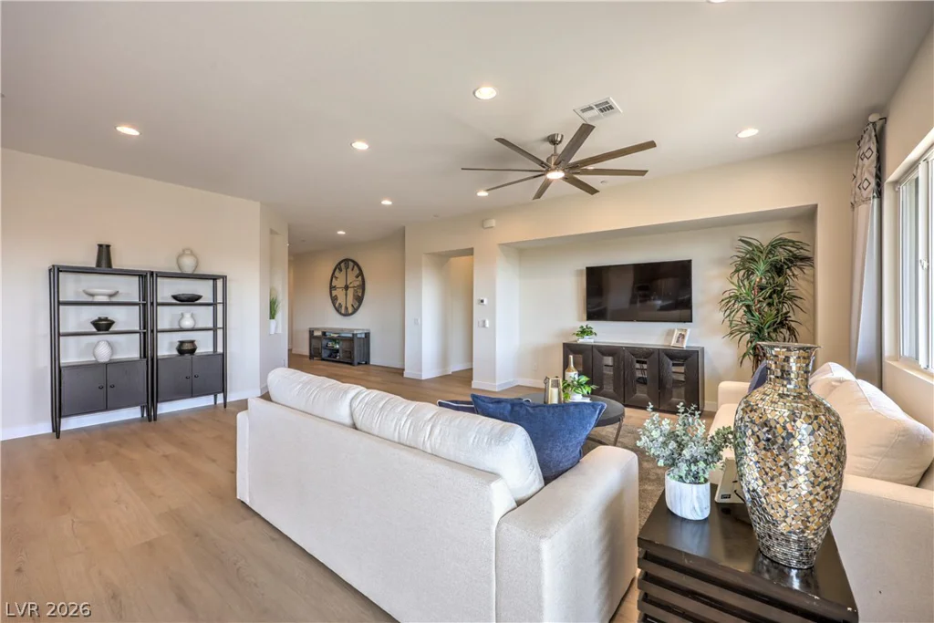 4892 Verde Mesa, Las Vegas, NV 89149