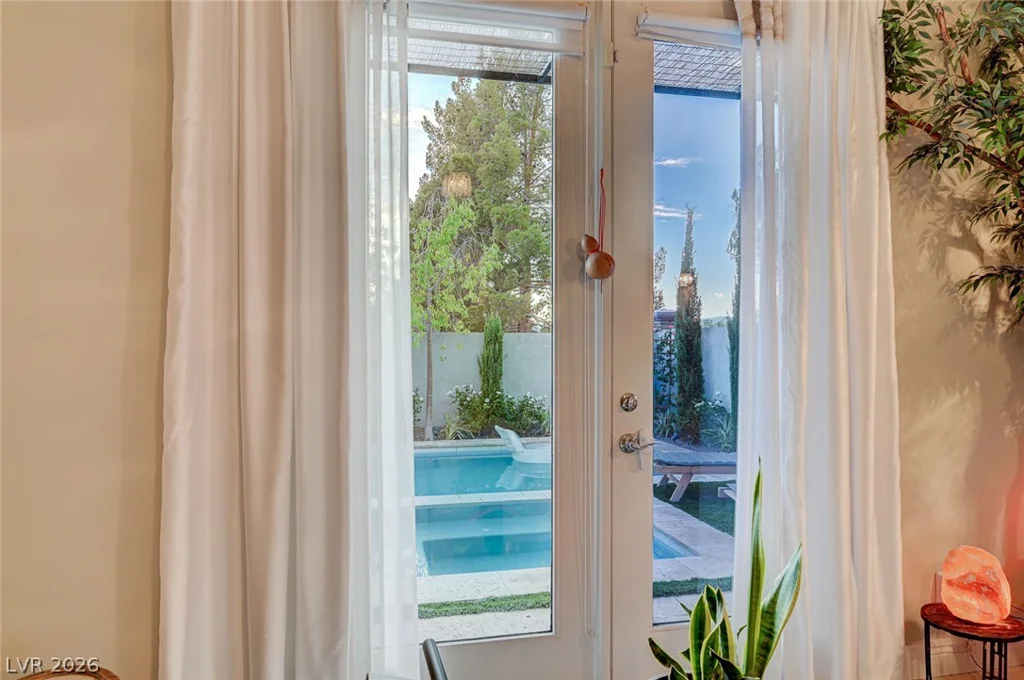 253 Goldstar, Henderson, NV 89012