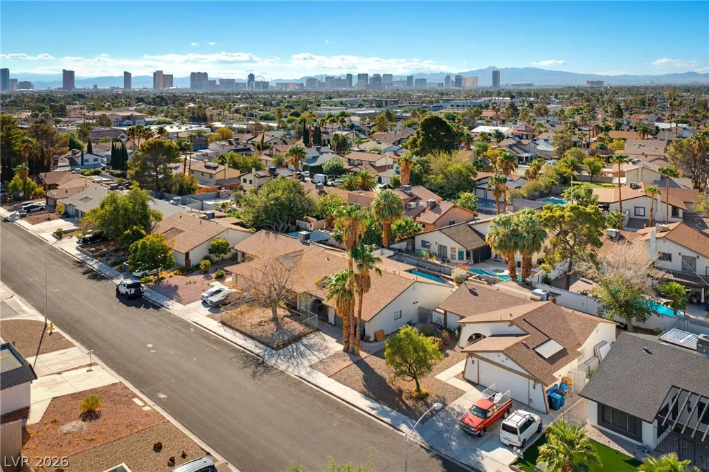6205 Vista Verde, Las Vegas, NV 89146