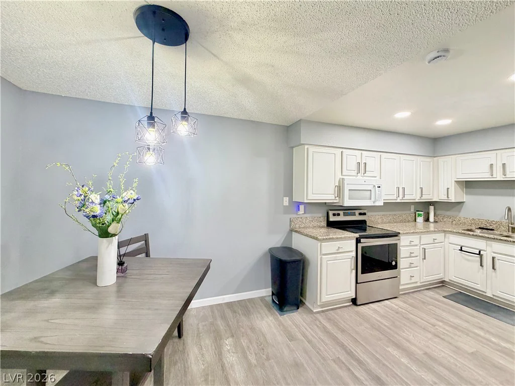 3151 Soaring Gulls, Las Vegas, NV 89128
