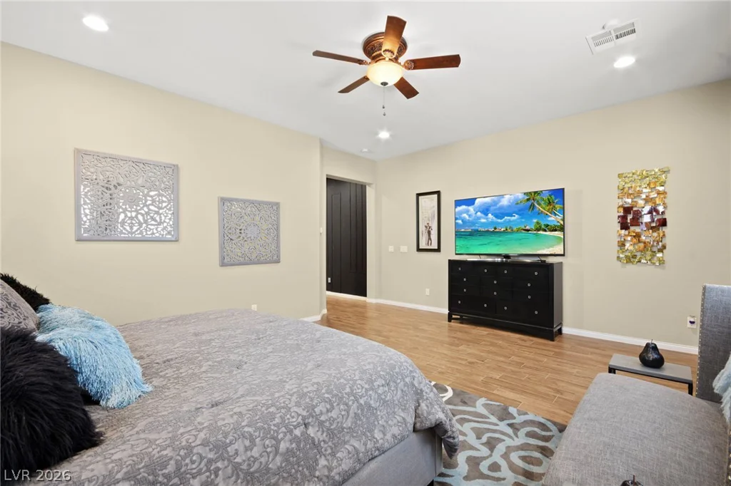 5523 Kyle Peak, Las Vegas, NV 89135