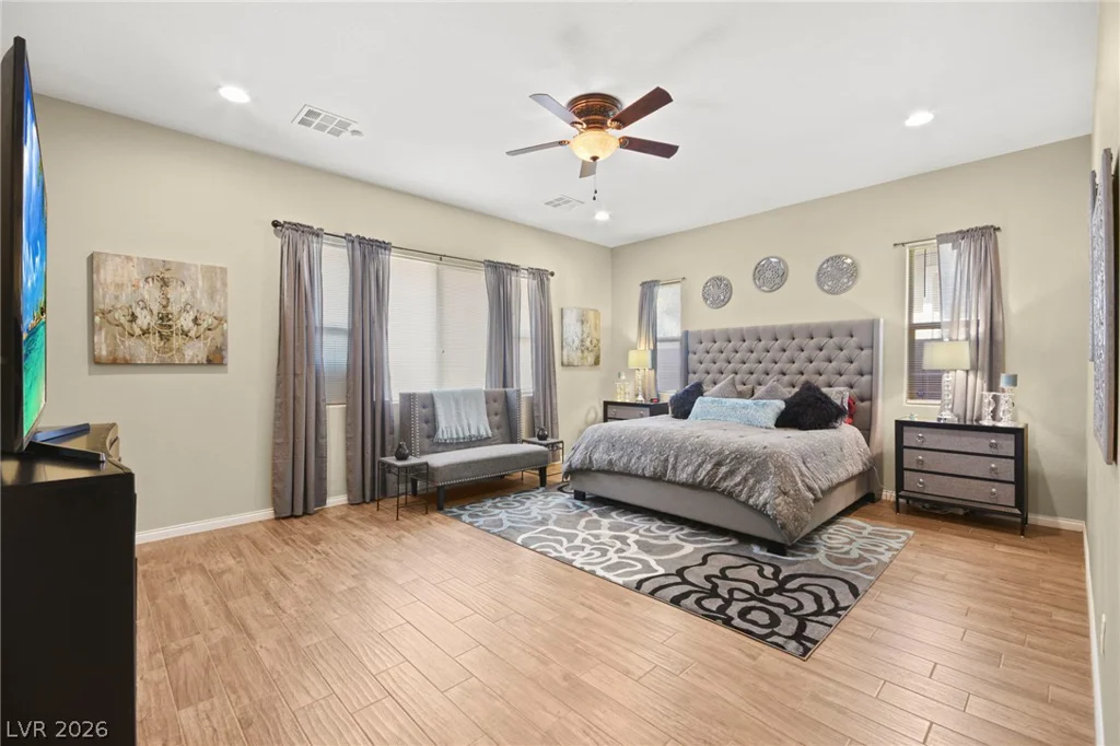 5523 Kyle Peak, Las Vegas, NV 89135