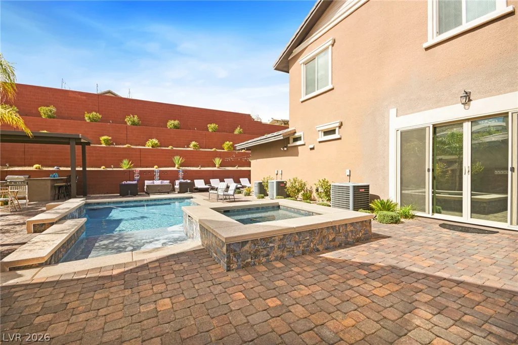 5523 Kyle Peak, Las Vegas, NV 89135