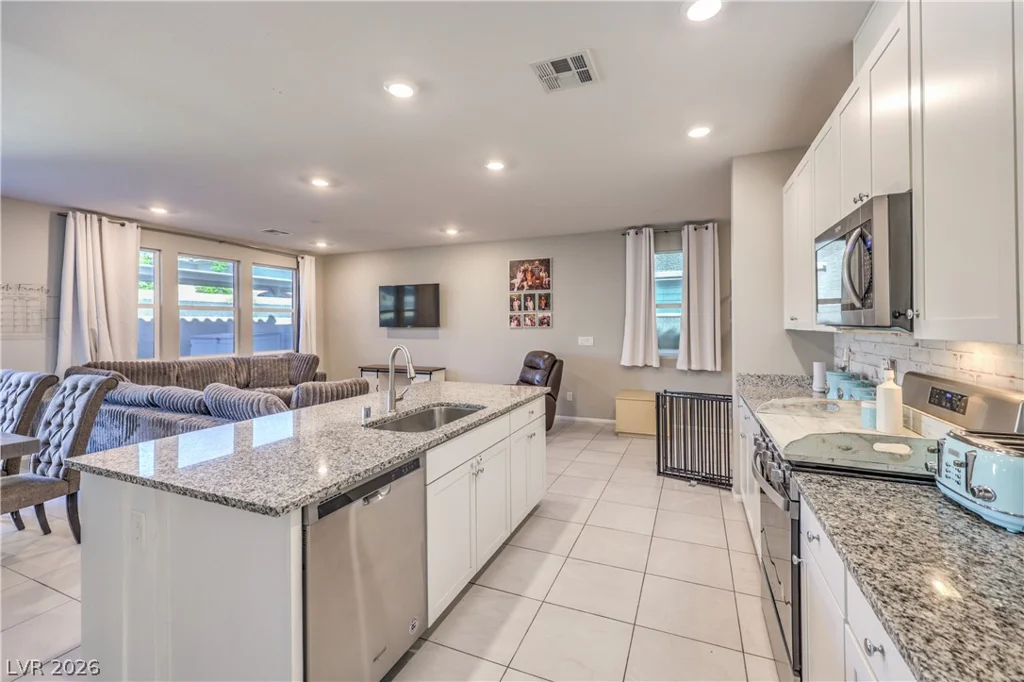5551 Jinan, Las Vegas, NV 89148