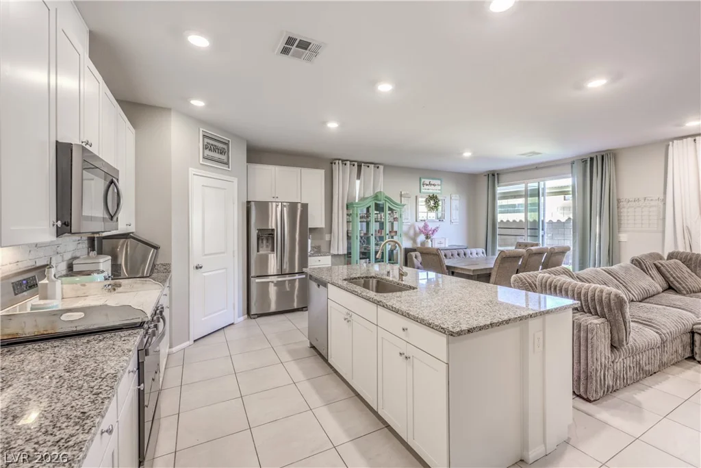 5551 Jinan, Las Vegas, NV 89148