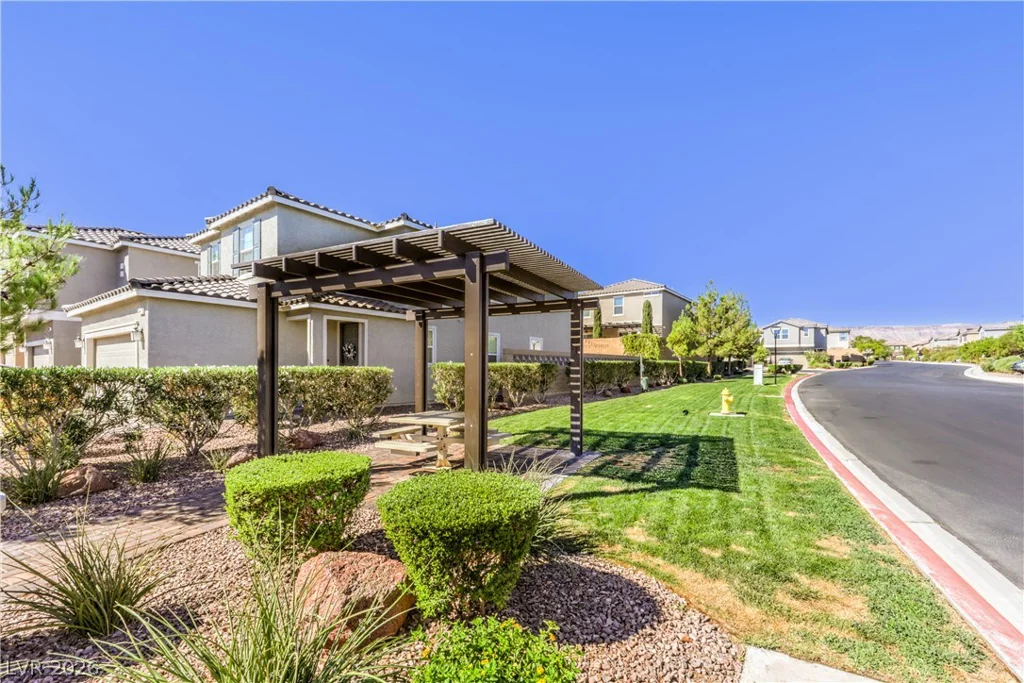 5551 Jinan, Las Vegas, NV 89148
