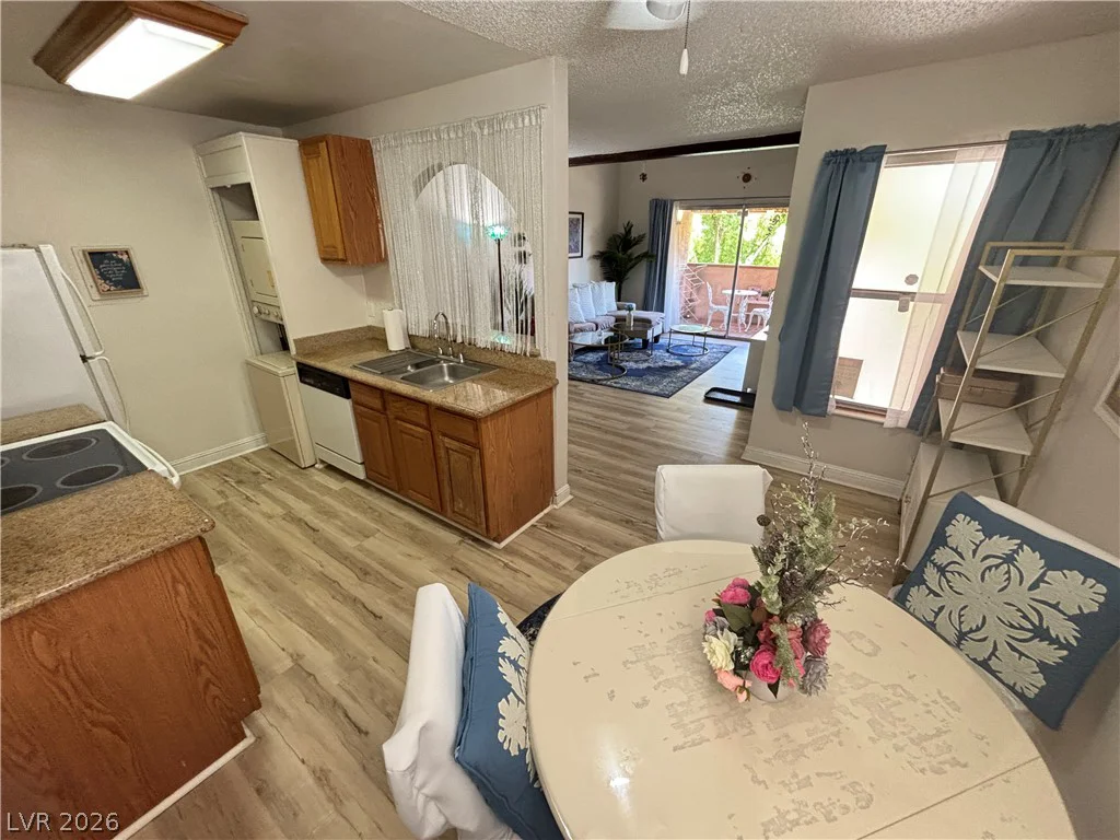 1515 Reno, Las Vegas, NV 89119