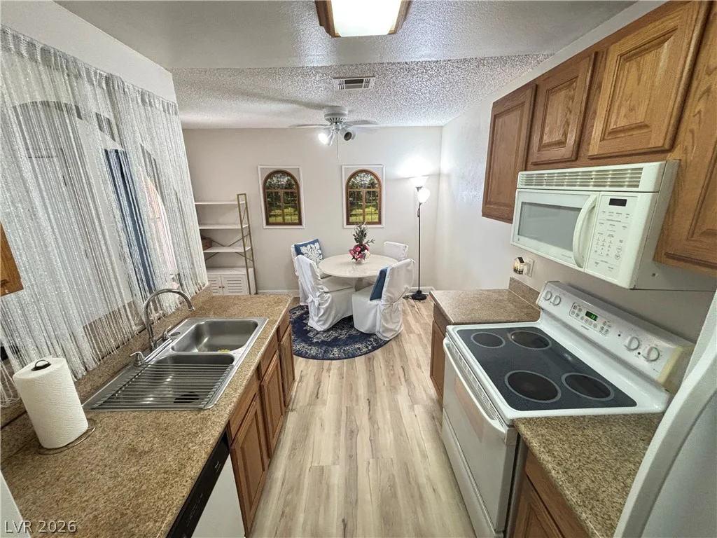 1515 Reno, Las Vegas, NV 89119