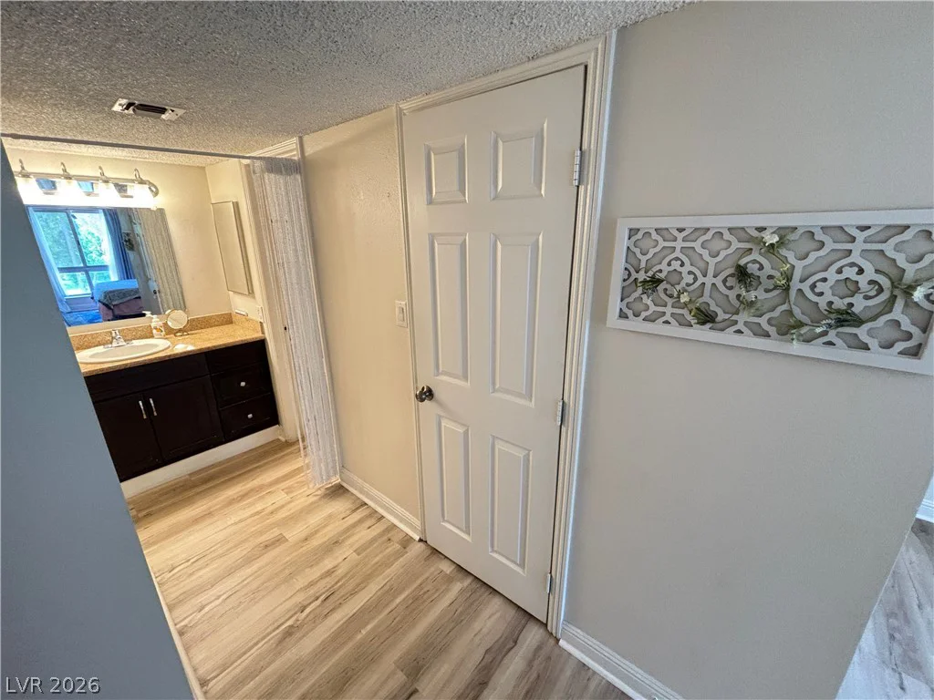 1515 Reno, Las Vegas, NV 89119