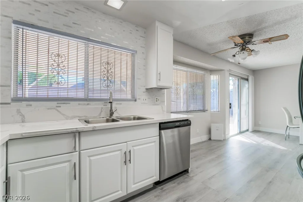 7373 Newcrest, Las Vegas, NV 89147