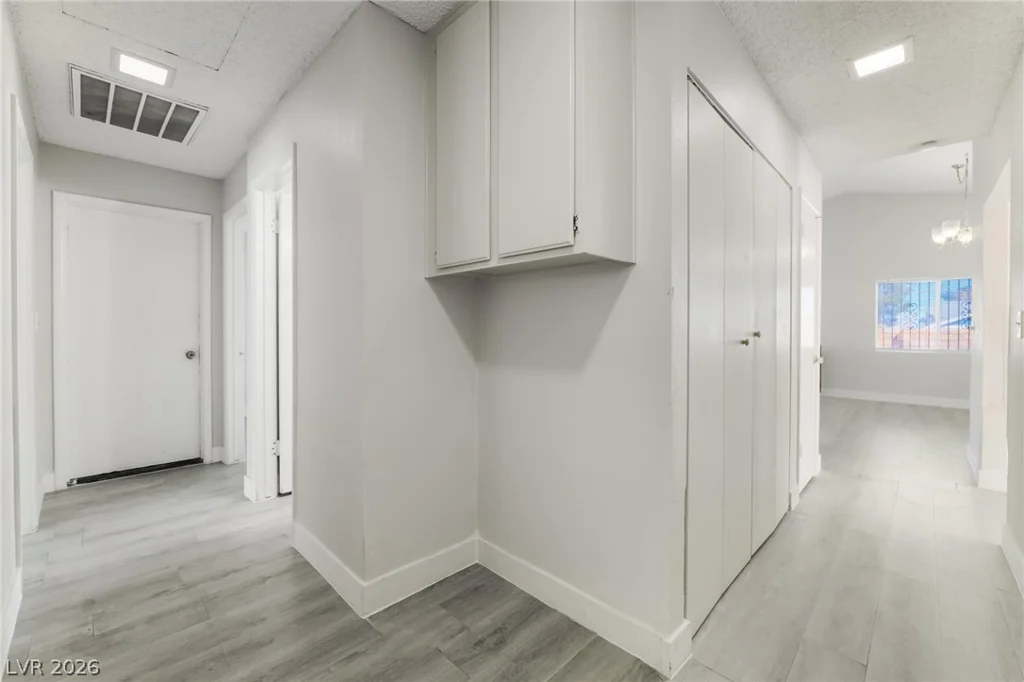 7373 Newcrest, Las Vegas, NV 89147