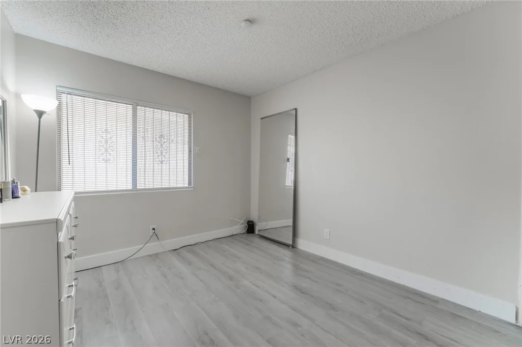 7373 Newcrest, Las Vegas, NV 89147