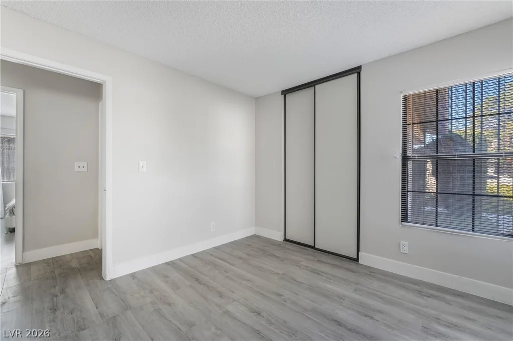 7373 Newcrest, Las Vegas, NV 89147