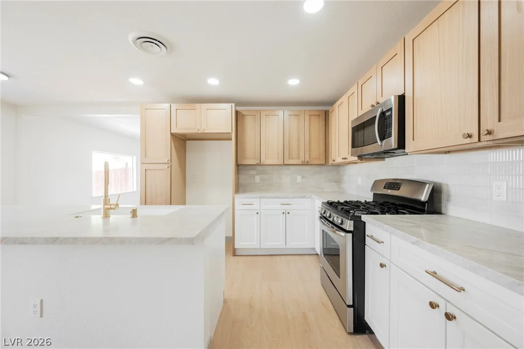 5637 Tunis, Las Vegas, NV 89122