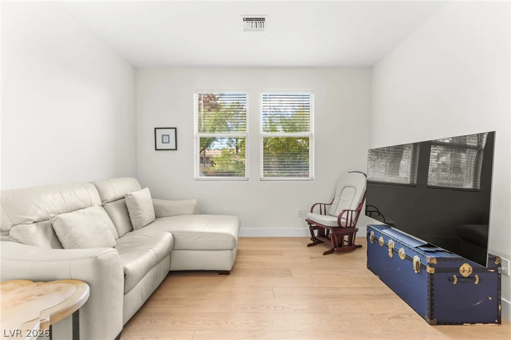 1920 Summer Palm, Las Vegas, NV 89134
