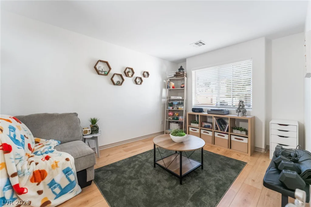 3729 Shimmering Creek, North Las Vegas, NV 89031