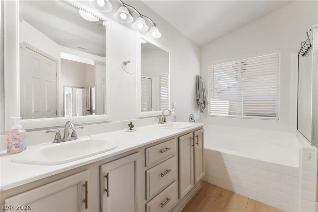 3729 Shimmering Creek, North Las Vegas, NV 89031