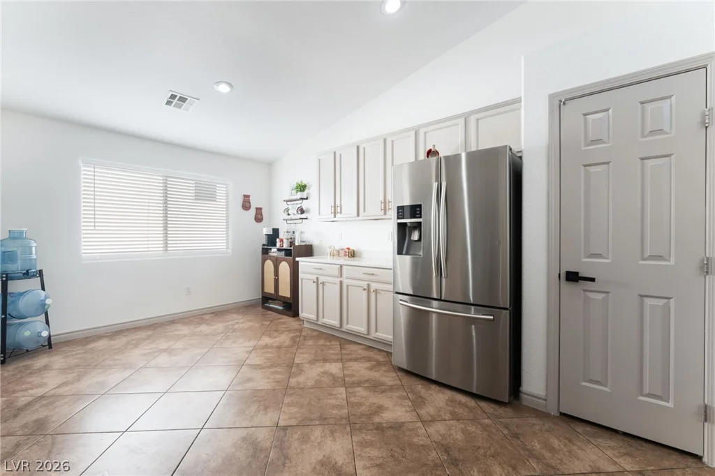 3729 Shimmering Creek, North Las Vegas, NV 89031