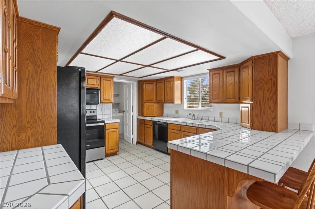 3710 Maverick, Las Vegas, NV 89108