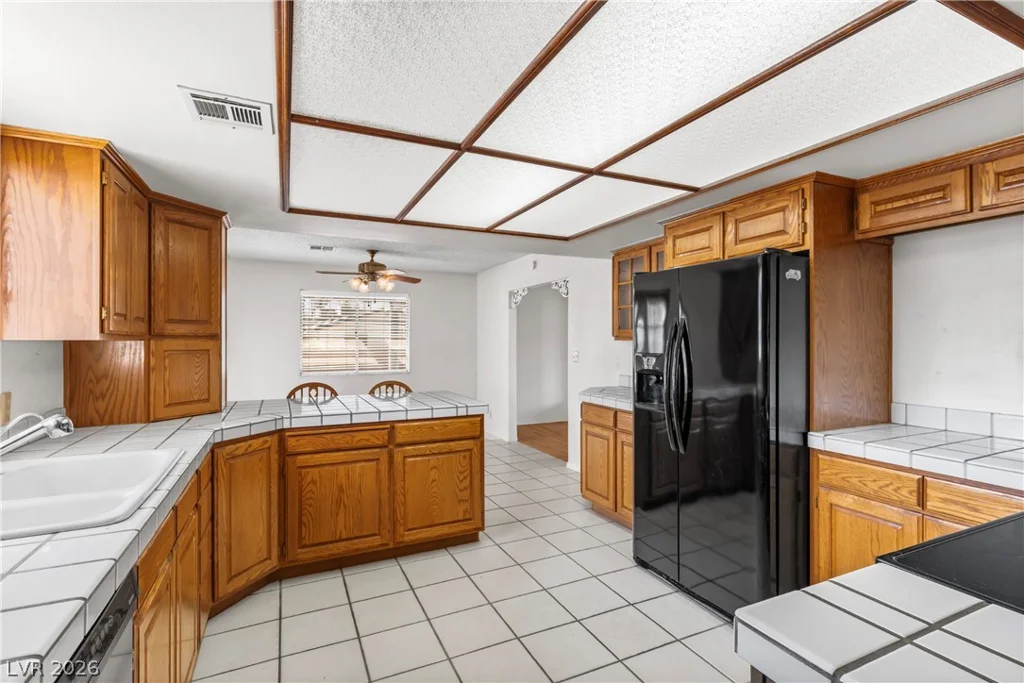 3710 Maverick, Las Vegas, NV 89108