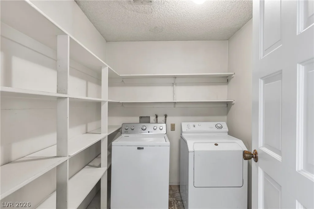 3710 Maverick, Las Vegas, NV 89108