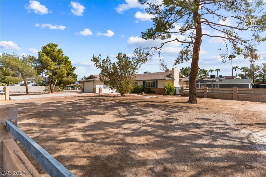 3710 Maverick, Las Vegas, NV 89108