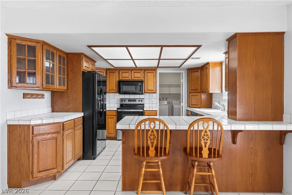 3710 Maverick, Las Vegas, NV 89108