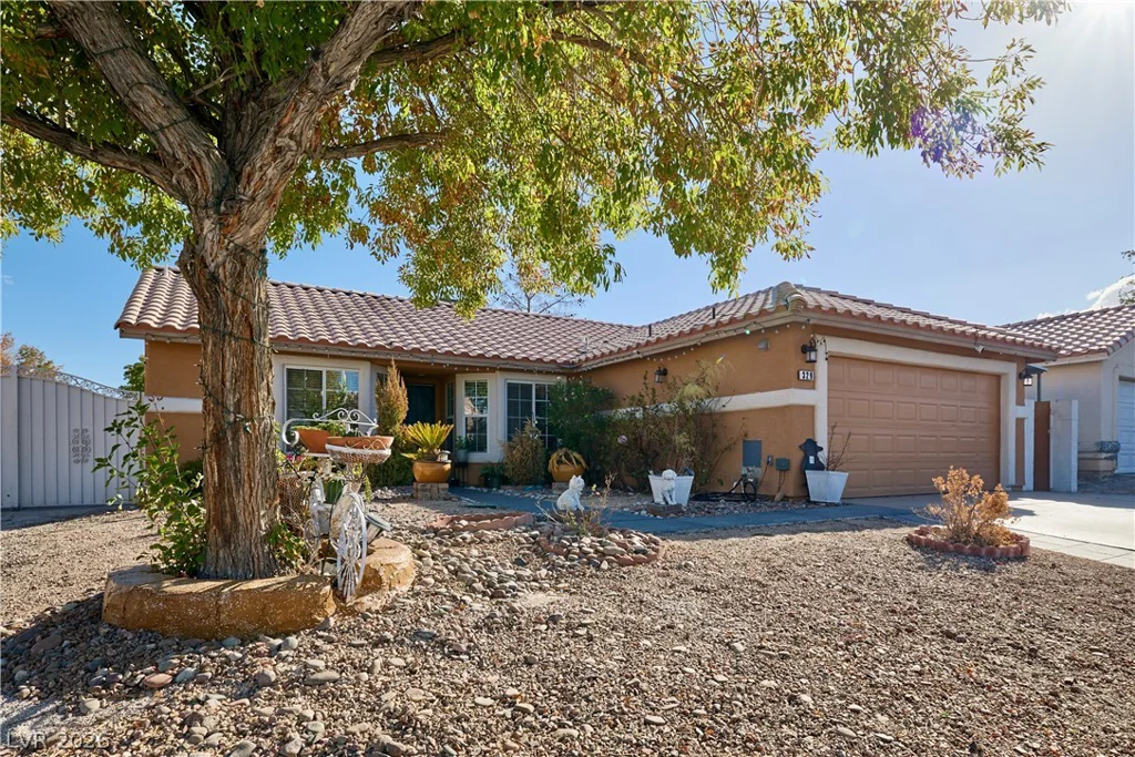 329 Casa Del Norte, North Las Vegas, NV 89031