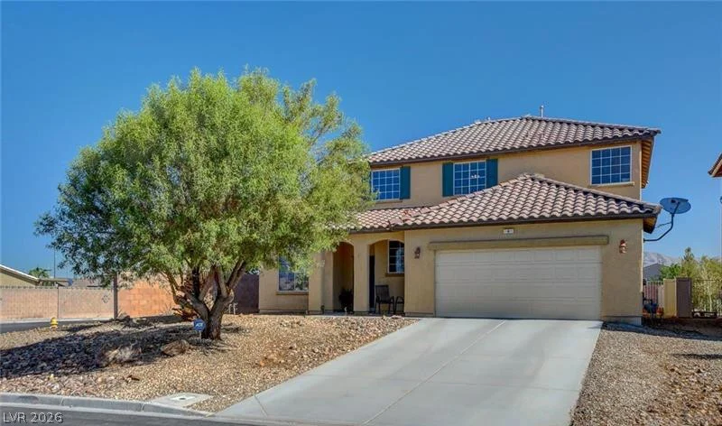 4 Goldleaf Falls, North Las Vegas, NV 89031