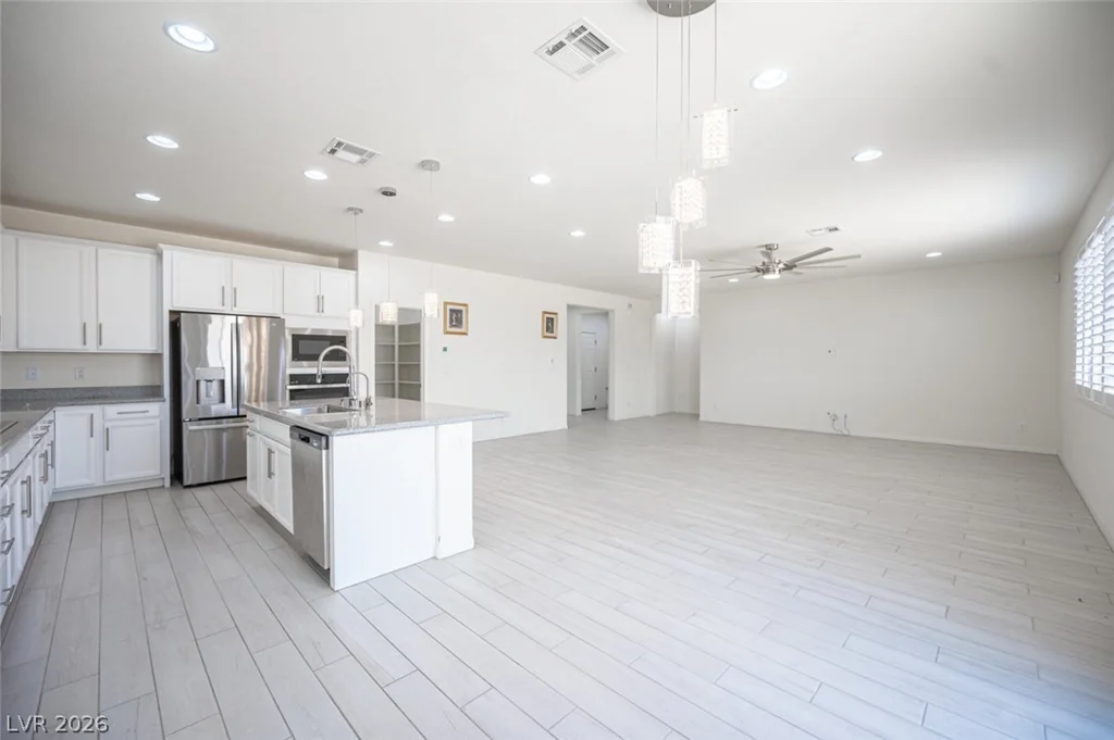 6431 Sundance, Pahrump, NV 89061