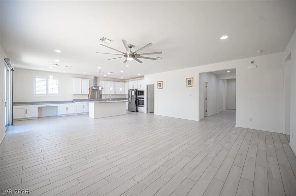 6431 Sundance, Pahrump, NV 89061