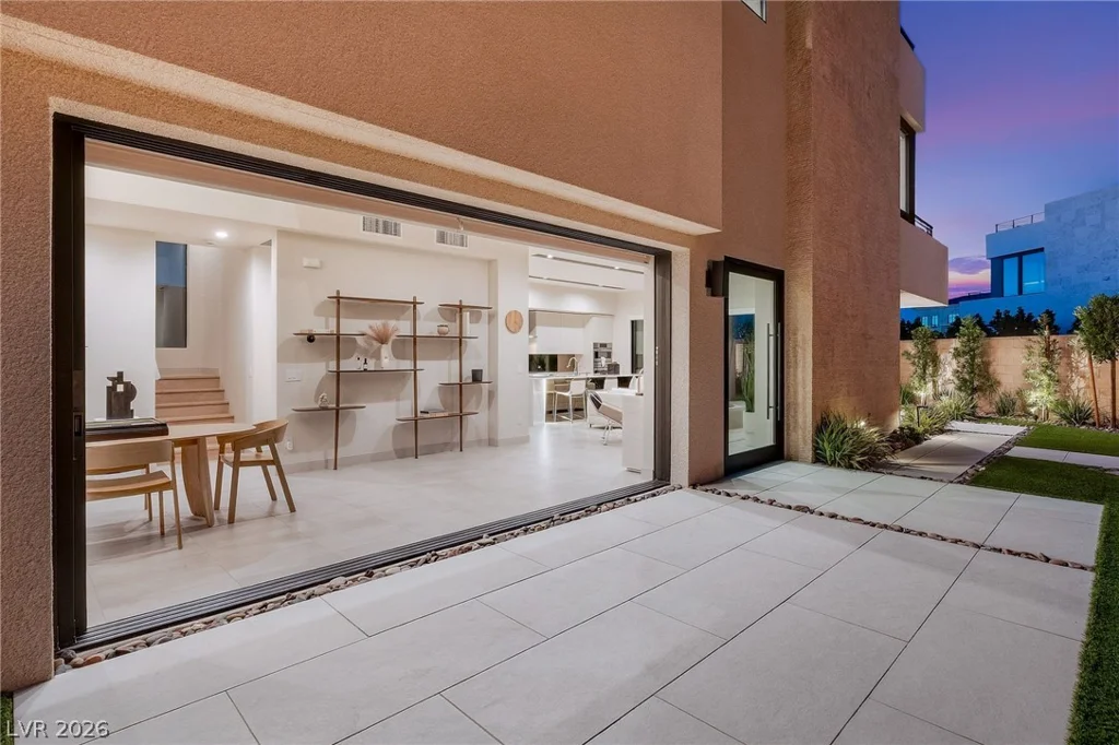 4022 Heron Fairway, Las Vegas, NV 89141