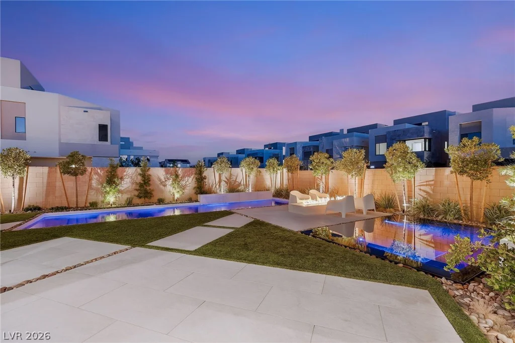 4022 Heron Fairway, Las Vegas, NV 89141