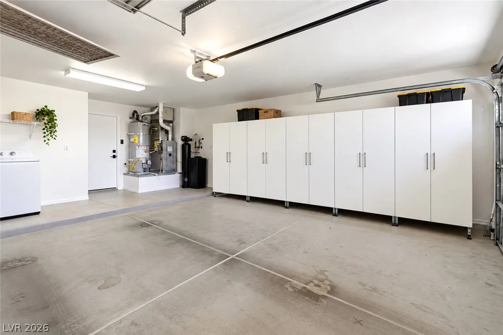 2217 Hallston, Las Vegas, NV 89134